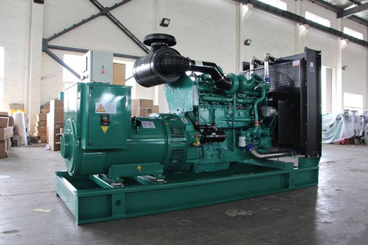 高唐320kw康明斯柴油发电车出租组图片 高唐320kw康明斯柴油发电车出租组图片